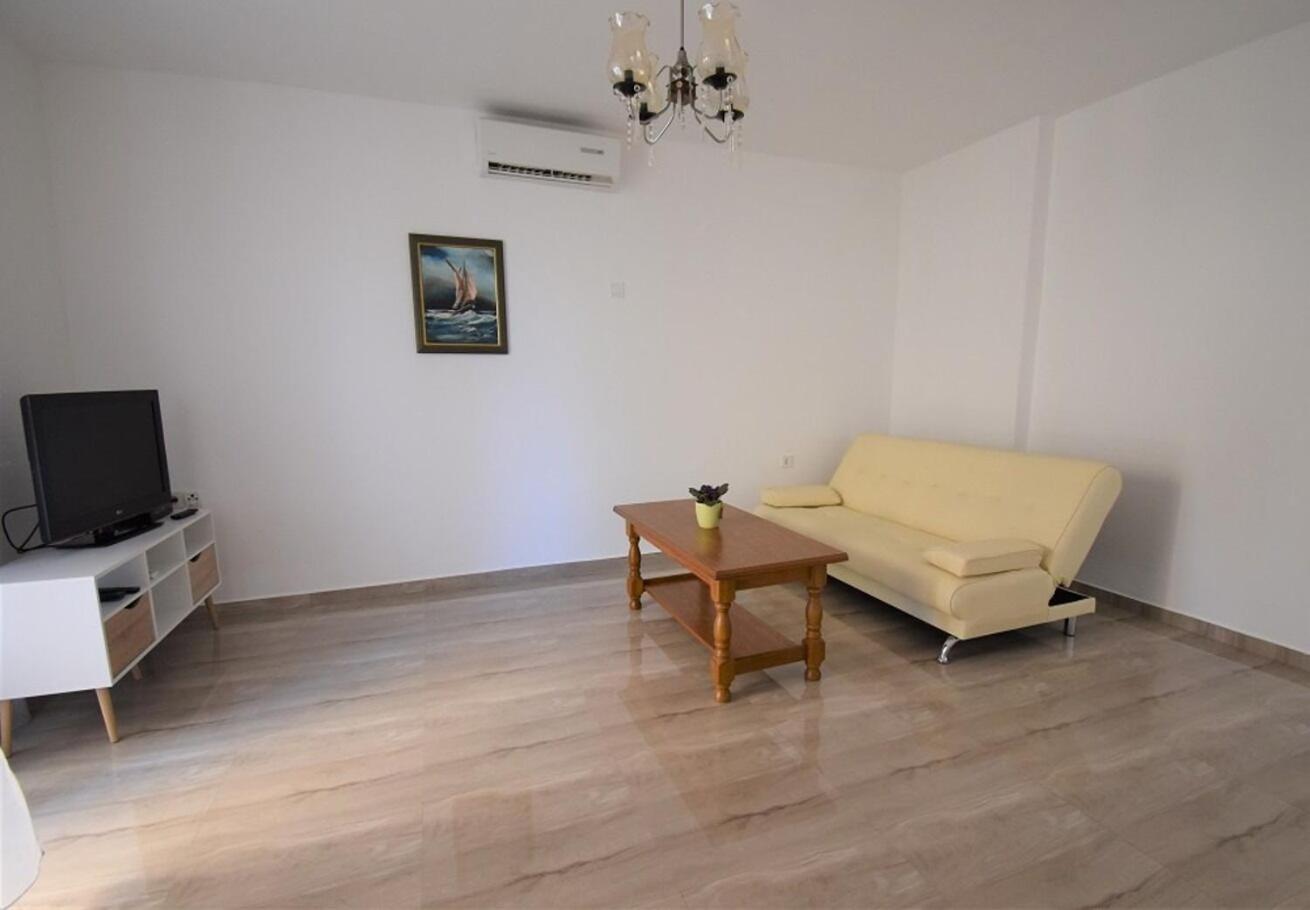 Branka - 80 M From Holiday home Vir