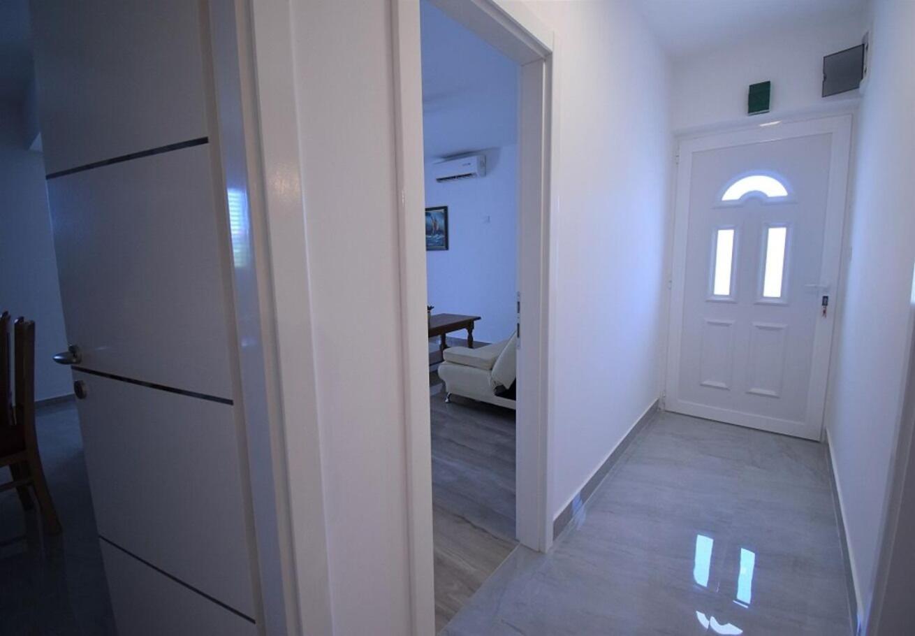 Holiday home Branka - 80 M From Vir